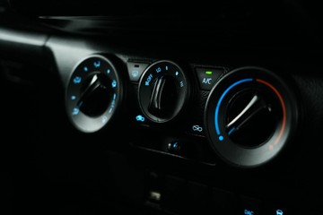 https://vehicle-cdn.autoleague.cloud/30641_U513183_20.jpg