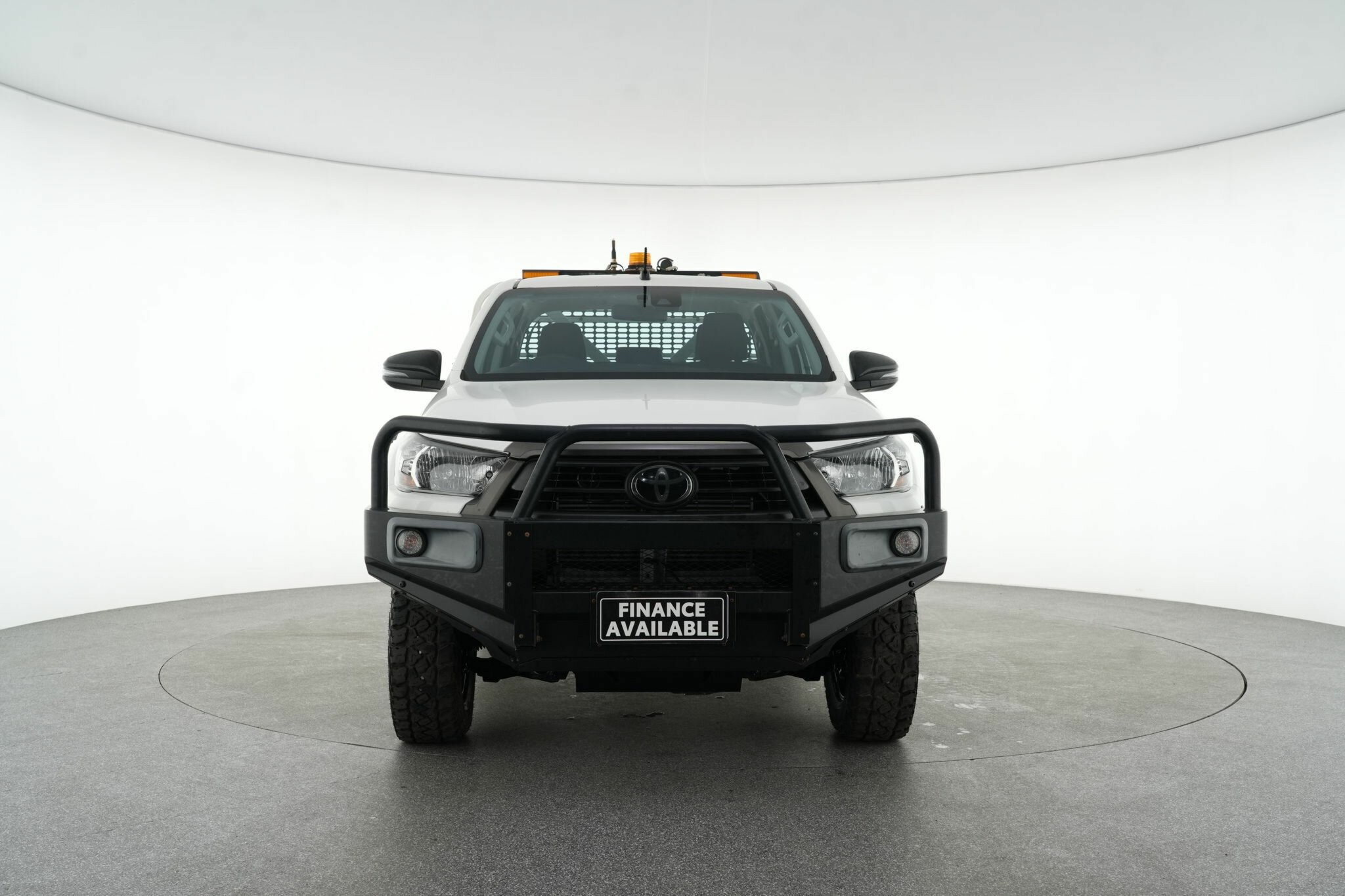 Toyota Hilux image 3