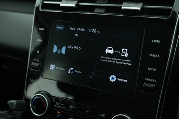 https://vehicle-cdn.autoleague.cloud/30641_U513187_16.jpg