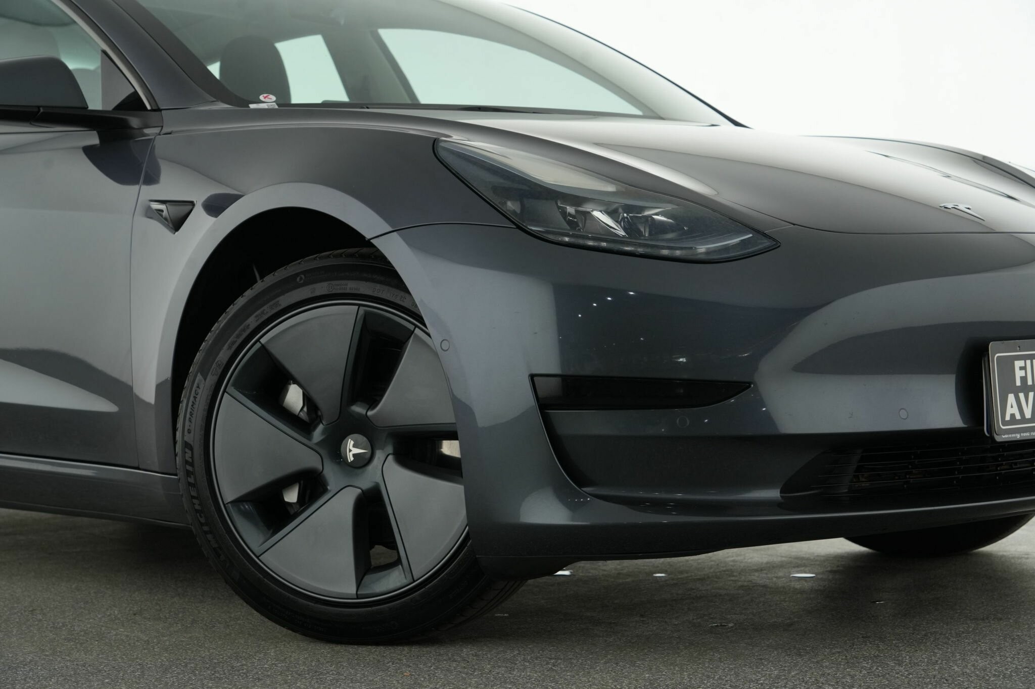 Tesla Model 3 image 2