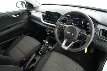 https://vehicle-cdn.autoleague.cloud/30641_U513190_16.jpg
