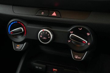 https://vehicle-cdn.autoleague.cloud/30641_U513190_22.jpg