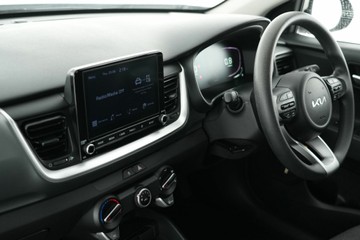 https://vehicle-cdn.autoleague.cloud/30641_U513192_27.jpg