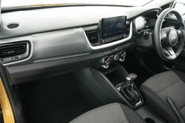 https://vehicle-cdn.autoleague.cloud/30641_U513194_26.jpg
