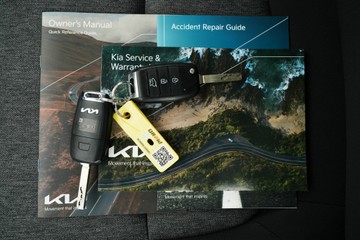 https://vehicle-cdn.autoleague.cloud/30641_U513196_28.jpg