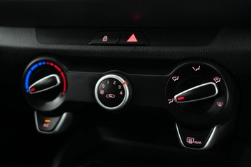 https://vehicle-cdn.autoleague.cloud/30641_U513197_24.jpg