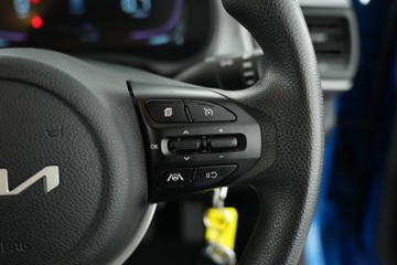 https://vehicle-cdn.autoleague.cloud/30641_U513199_19.jpg