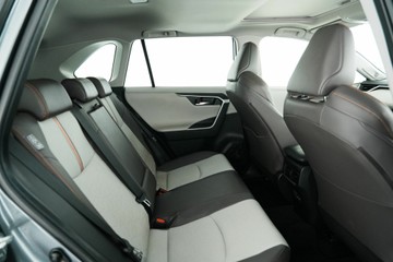 https://vehicle-cdn.autoleague.cloud/30641_U513203_14.jpg