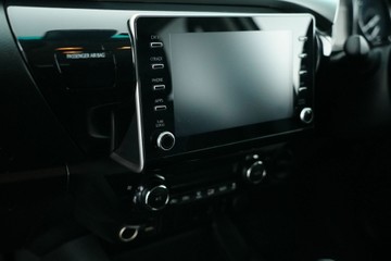 https://vehicle-cdn.autoleague.cloud/30641_U513205_26.jpg