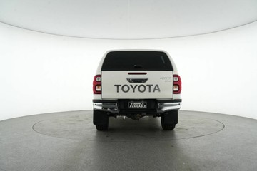 https://vehicle-cdn.autoleague.cloud/30641_U513205_6.jpg