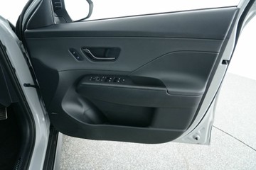https://vehicle-cdn.autoleague.cloud/30641_U513216_20.jpg