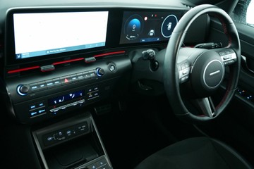 https://vehicle-cdn.autoleague.cloud/30641_U513216_31.jpg