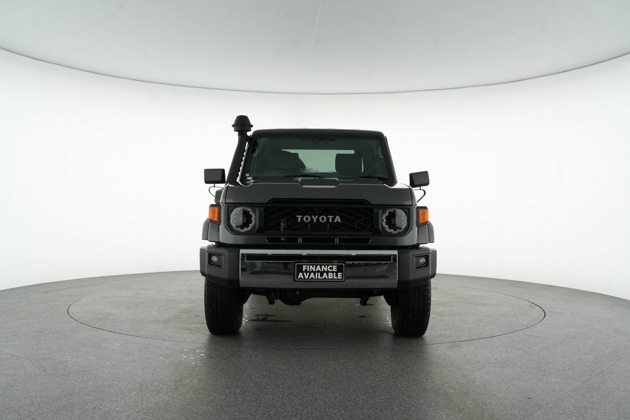 Toyota Landcruiser image 3