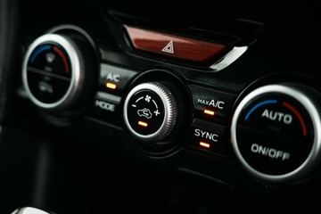 https://vehicle-cdn.autoleague.cloud/30641_U513218_24.jpg