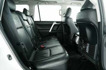 https://vehicle-cdn.autoleague.cloud/30641_U513220_15.jpg