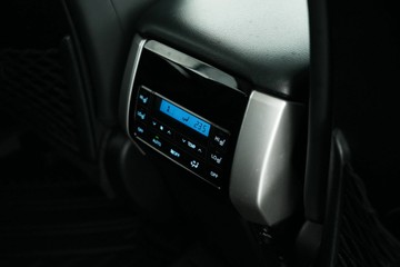 https://vehicle-cdn.autoleague.cloud/30641_U513220_16.jpg