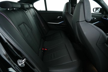 https://vehicle-cdn.autoleague.cloud/30641_U513238_16.jpg
