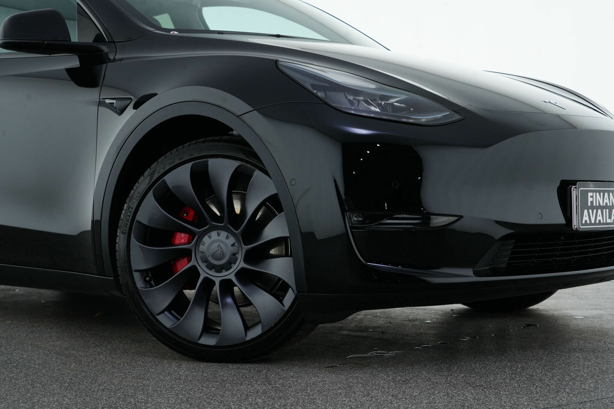 Tesla Model Y image 2
