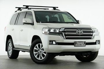 https://vehicle-cdn.autoleague.cloud/30641_U513252_1.jpg