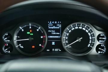 https://vehicle-cdn.autoleague.cloud/30641_U513252_25.jpg