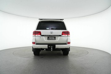 https://vehicle-cdn.autoleague.cloud/30641_U513252_7.jpg