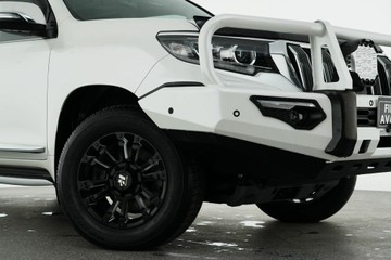 https://vehicle-cdn.autoleague.cloud/30641_U513255_2.jpg