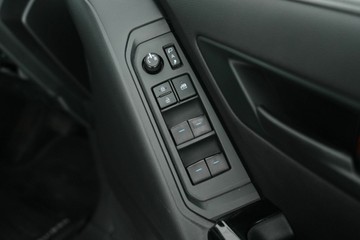 https://vehicle-cdn.autoleague.cloud/30641_U513260_14.jpg