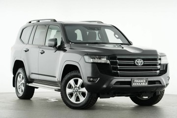 https://vehicle-cdn.autoleague.cloud/30641_U513260_27.jpg