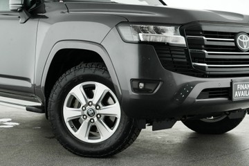 https://vehicle-cdn.autoleague.cloud/30641_U513260_28.jpg