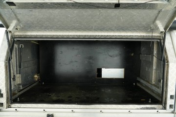 https://vehicle-cdn.autoleague.cloud/30641_U513269_10.jpg