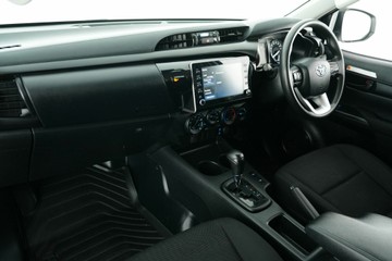 https://vehicle-cdn.autoleague.cloud/30641_U513269_23.jpg