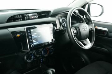 https://vehicle-cdn.autoleague.cloud/30641_U513269_24.jpg
