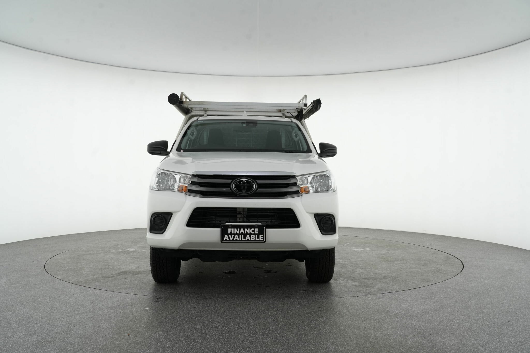 Toyota Hilux image 3