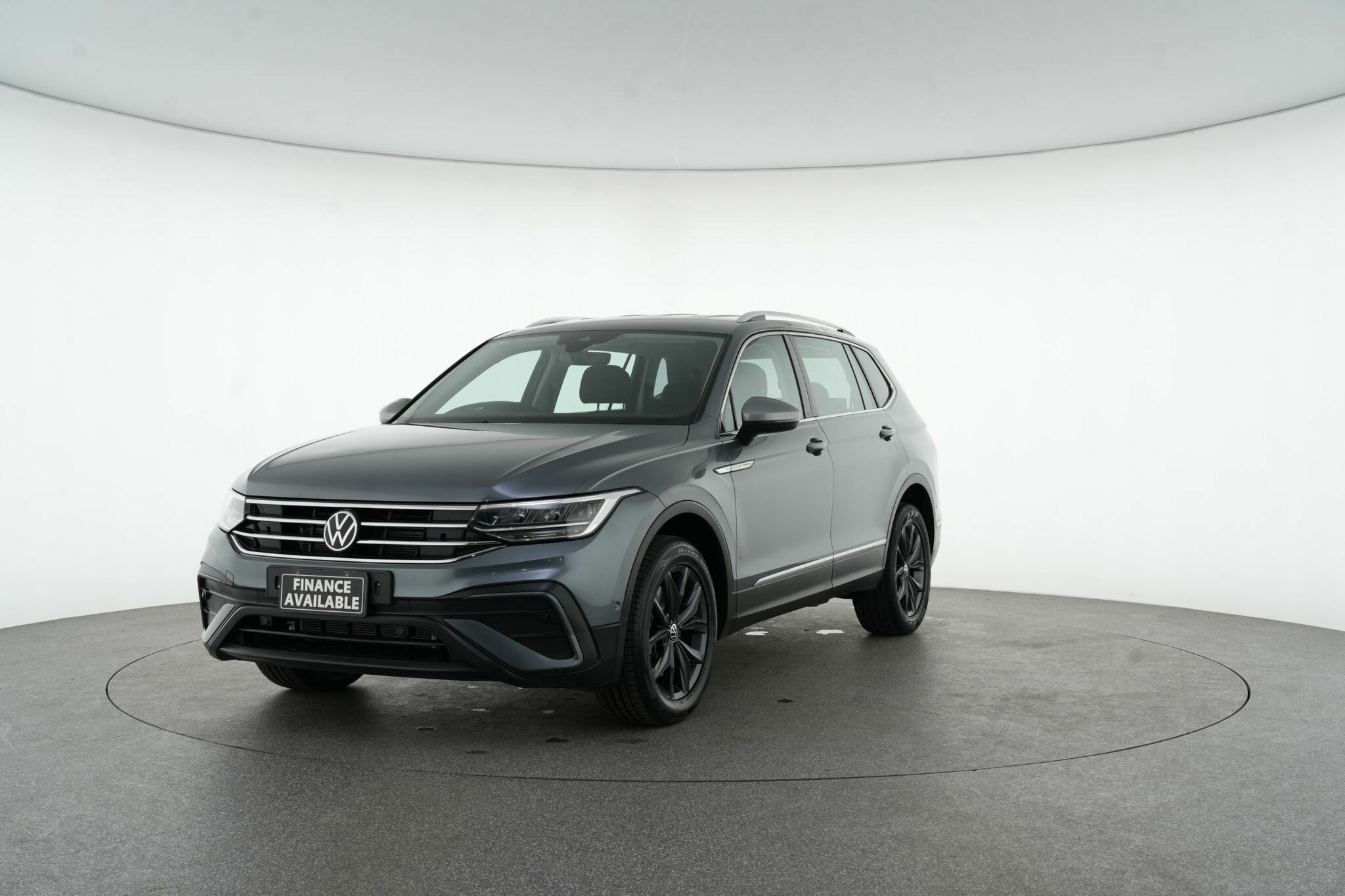 Volkswagen Tiguan image 4