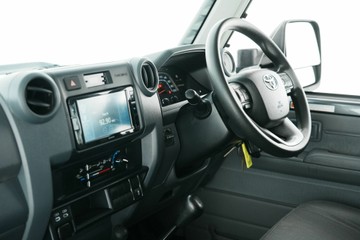 https://vehicle-cdn.autoleague.cloud/30641_U513274_24.jpg