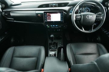 https://vehicle-cdn.autoleague.cloud/30641_U513276_12.jpg