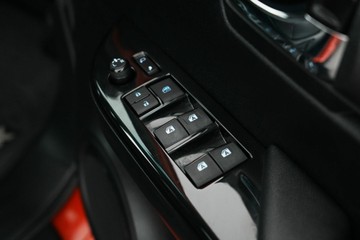 https://vehicle-cdn.autoleague.cloud/30641_U513276_14.jpg