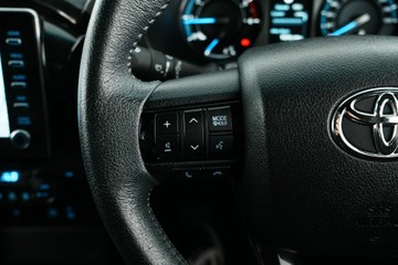 https://vehicle-cdn.autoleague.cloud/30641_U513276_18.jpg