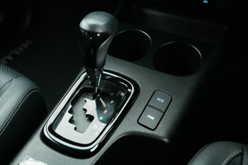 https://vehicle-cdn.autoleague.cloud/30641_U513276_23.jpg