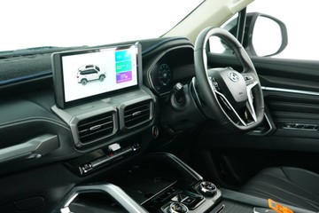 https://vehicle-cdn.autoleague.cloud/30641_U513284_28.jpg