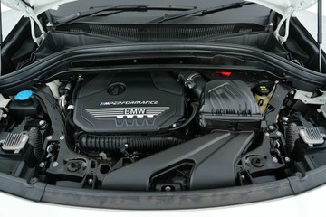 https://vehicle-cdn.autoleague.cloud/30641_U513285_31.jpg