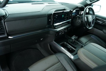 https://vehicle-cdn.autoleague.cloud/30641_U513286_27.jpg