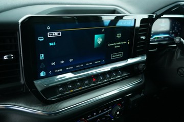 https://vehicle-cdn.autoleague.cloud/30641_U513286_29.jpg