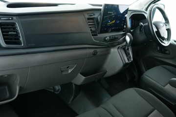 https://vehicle-cdn.autoleague.cloud/30641_U513287_23.jpg