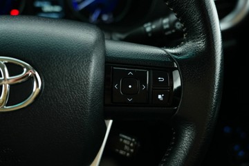 https://vehicle-cdn.autoleague.cloud/30641_U513291_22.jpg