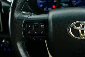 https://vehicle-cdn.autoleague.cloud/30641_U513291_24.jpg