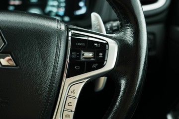 https://vehicle-cdn.autoleague.cloud/30641_U513292_19.jpg