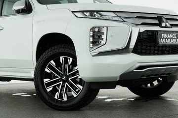https://vehicle-cdn.autoleague.cloud/30641_U513292_2.jpg