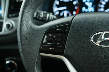 https://vehicle-cdn.autoleague.cloud/30641_U513293_16.jpg