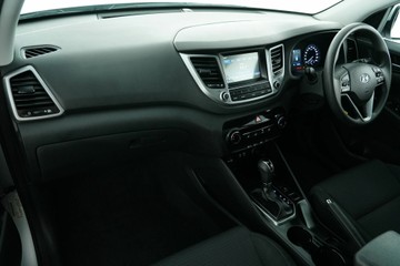 https://vehicle-cdn.autoleague.cloud/30641_U513293_25.jpg